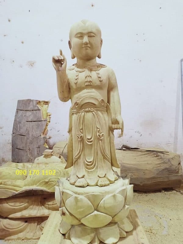 Tượng Phật Thích Ca đản sinh