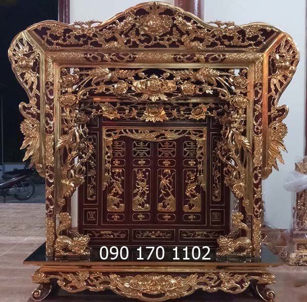 Khám thờ gia tiên chạm Hồng Trĩ