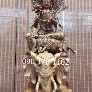 Tượng Bồ tát Phổ Hiền bằng gỗ