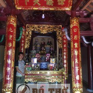 Hoành phi câu đối trang trí điện thờ Tam Tứ Phủ