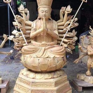 Tượng Phật Thiên Thủ Thiên Nhãn bằng gỗ mít