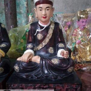 Tượng ông Hoàng Bơ giả cổ