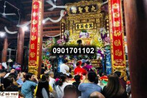 ao mau viet nam trong boi canh hien ai 300x200 - Đạo Mẫu Việt Nam Trong Bối Cảnh Hiện Đại