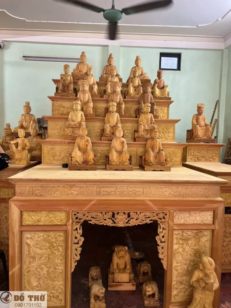 Tượng Tứ Phủ đầy đủ